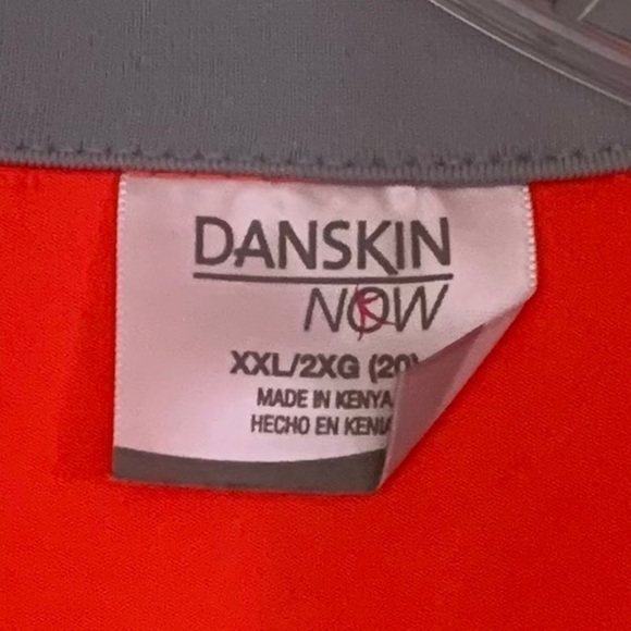 𝅺danskin NOW Long Sleeve Quarter Zip Jacket - Picture 8 of 8
